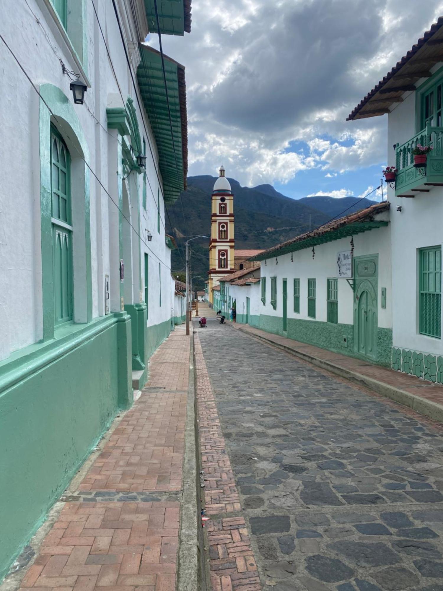 Gll Hotel El Cocuy Exterior photo